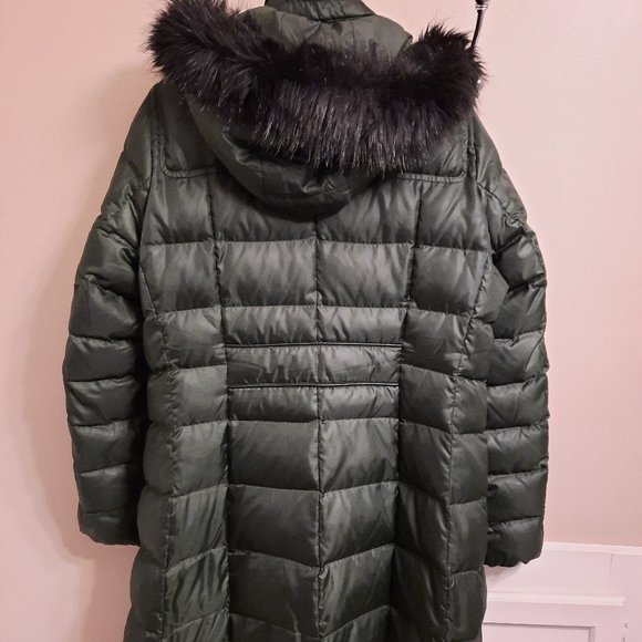 Lands' End down parka - Picture 3 of 8